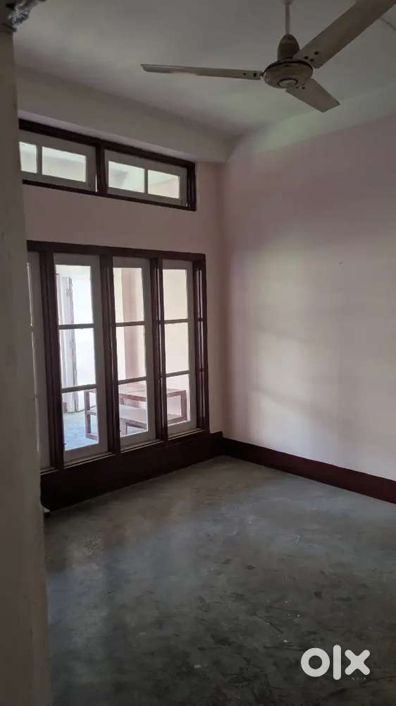 Ulubari 2 BHK 1 Balcony 1 Hall 1 kitchen 1 Bathroom