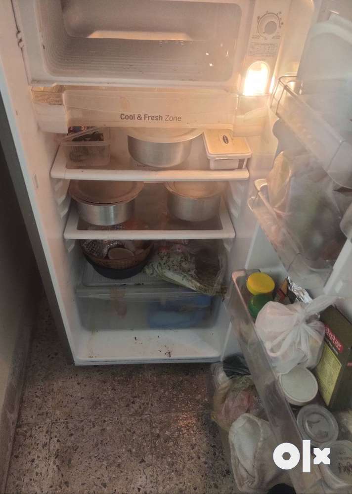 Want sell fridge