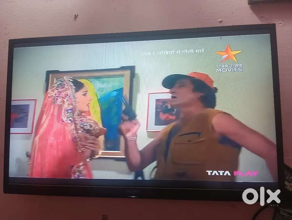 LED Tv (32) inch in black colour