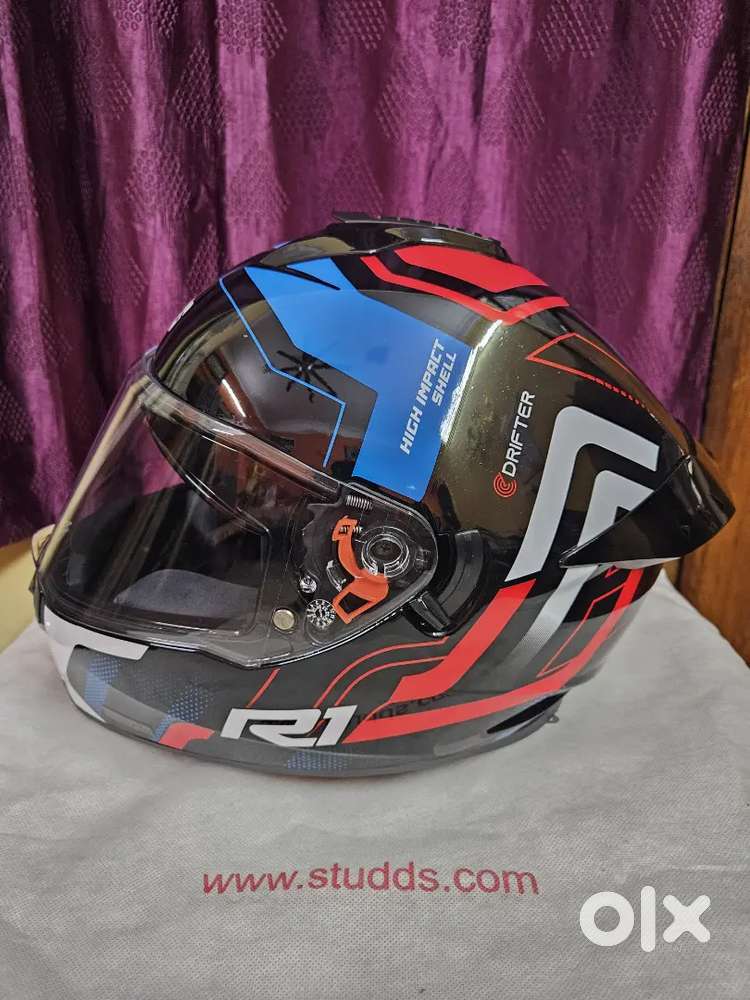 STUDDS HELMET & GRAND PITSHOP AIR COMFY SEAT
