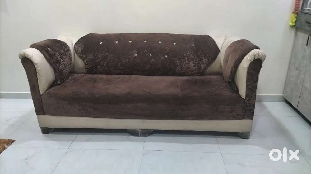 We have sale for 3 sets sofa