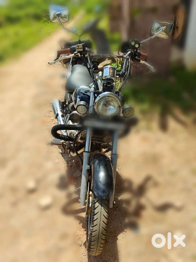 Avenger 220 cruise 2016 model for sale good in condition