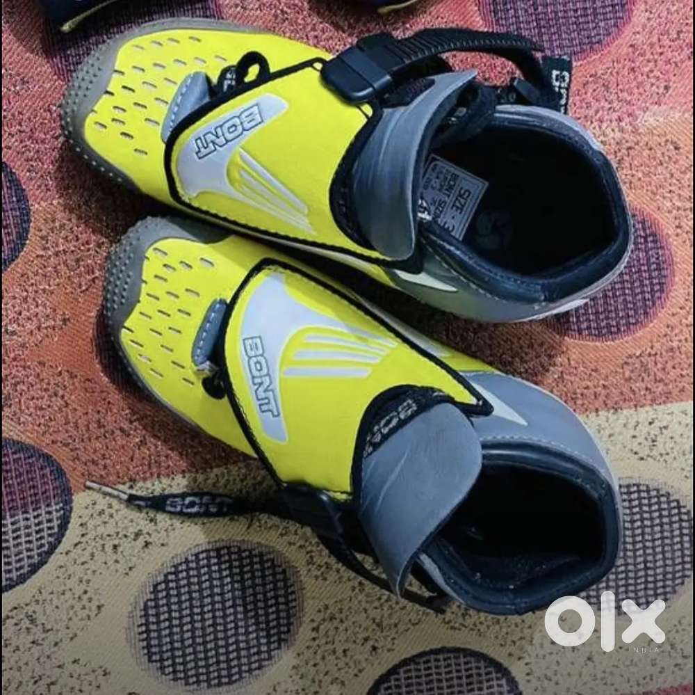 Professional Skate Shoes only for 8-10 year Kid Hardly used