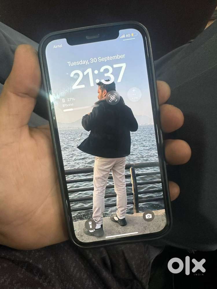 Apple iphone 12 256  gb 54 phone