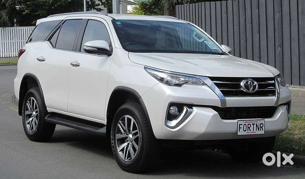 NEED DRIVER FOR FORTUNER IN VRINDAVAN YOJNA