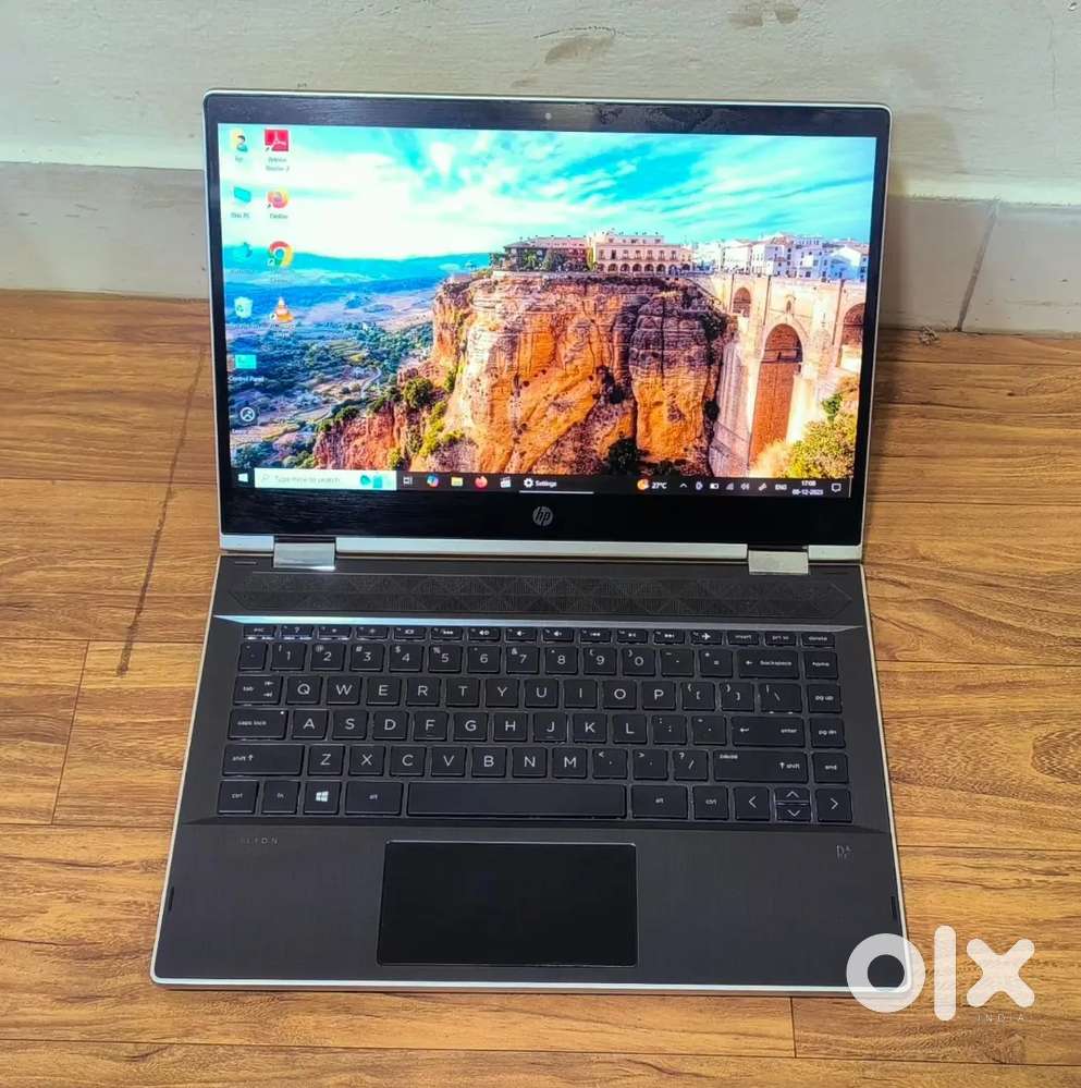 HP PAVILION X360 TUCH SCREEN