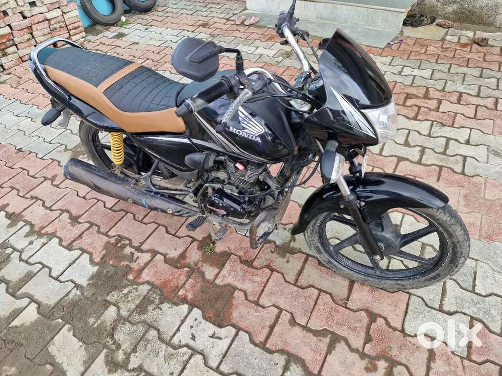 Honda shine 125 (2010)