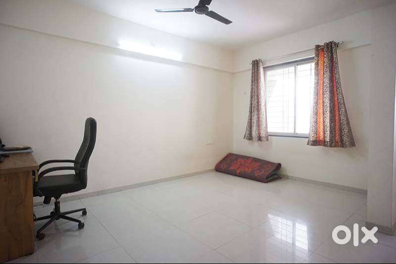 1 BHK Silver Icon For Sell inTathawade