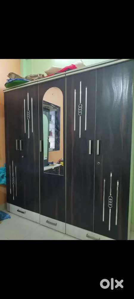 Wardrobe,3 parts