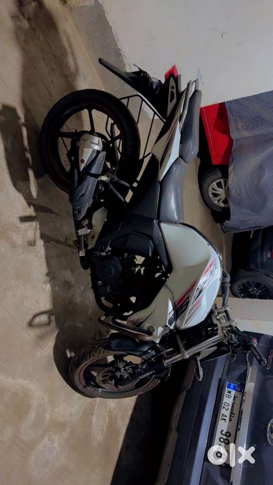 Yamaha FZ-S BS4