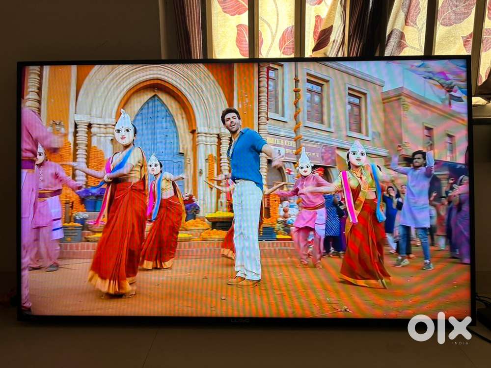 LLOYD 60inch Ultra HD Tv