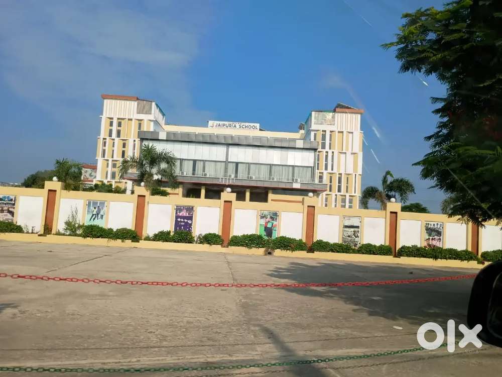 Plot available near Shalimar one word