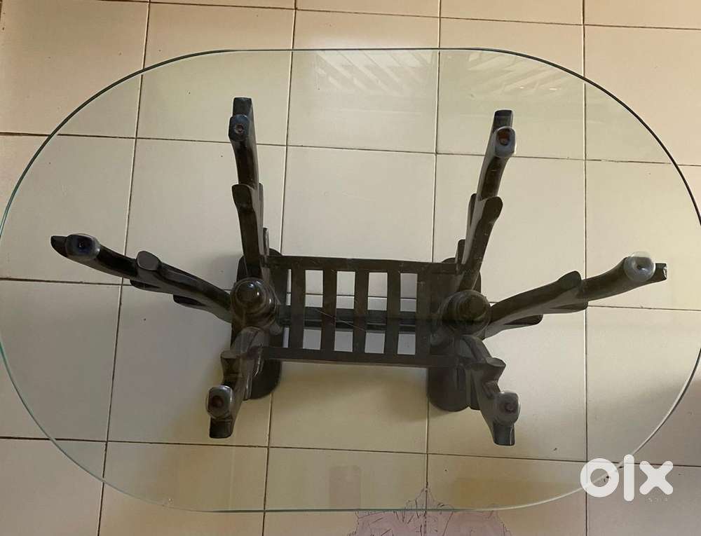 Good quality table with glass