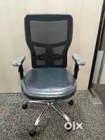 Refurbished office chair ERGOLINE brand available in low price