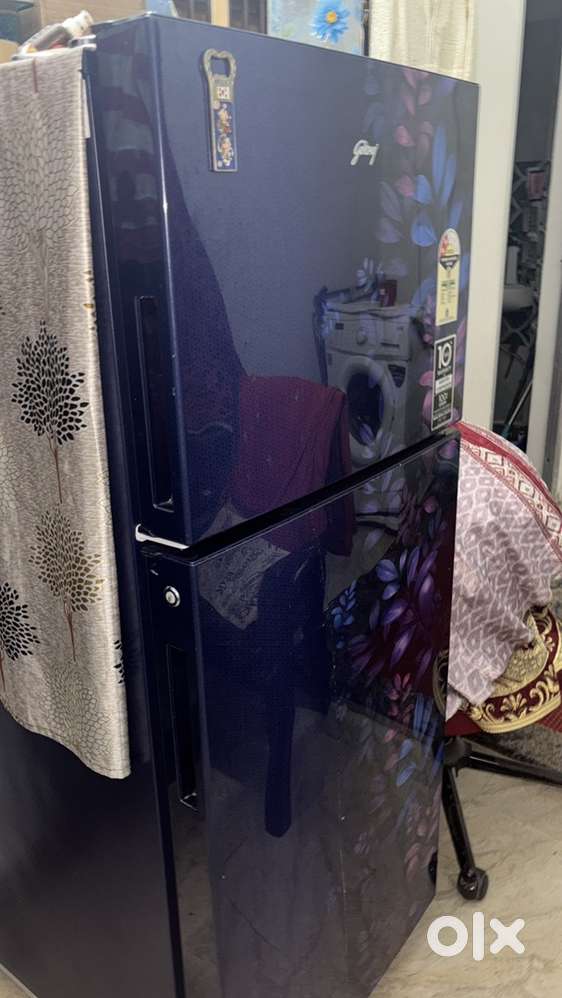 Double door brand new fridge very lightly used-selling bcz moving