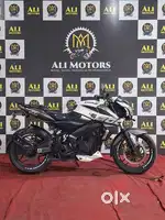 BAJAJ PULSAR NS 200 ABS