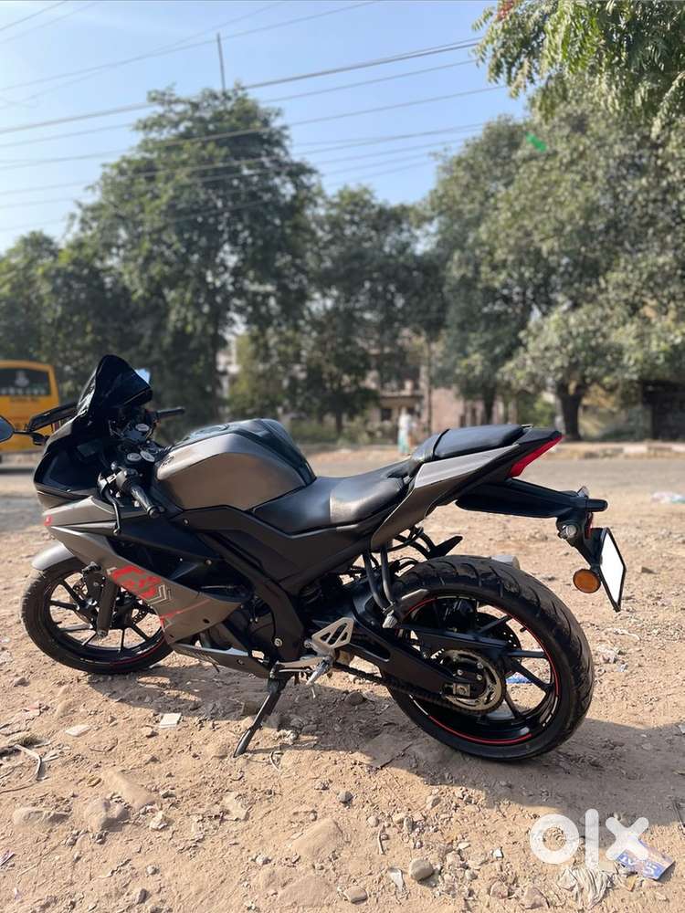 Yamaha R15V3 2021 (Nov) in mint condition for sale