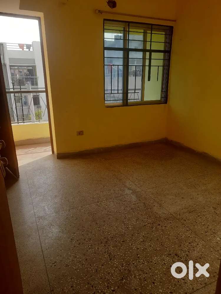 2 bhk  flat for rent in patliputra colony