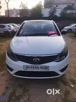 Tata Bolt Revotron XE, 2015, Petrol
