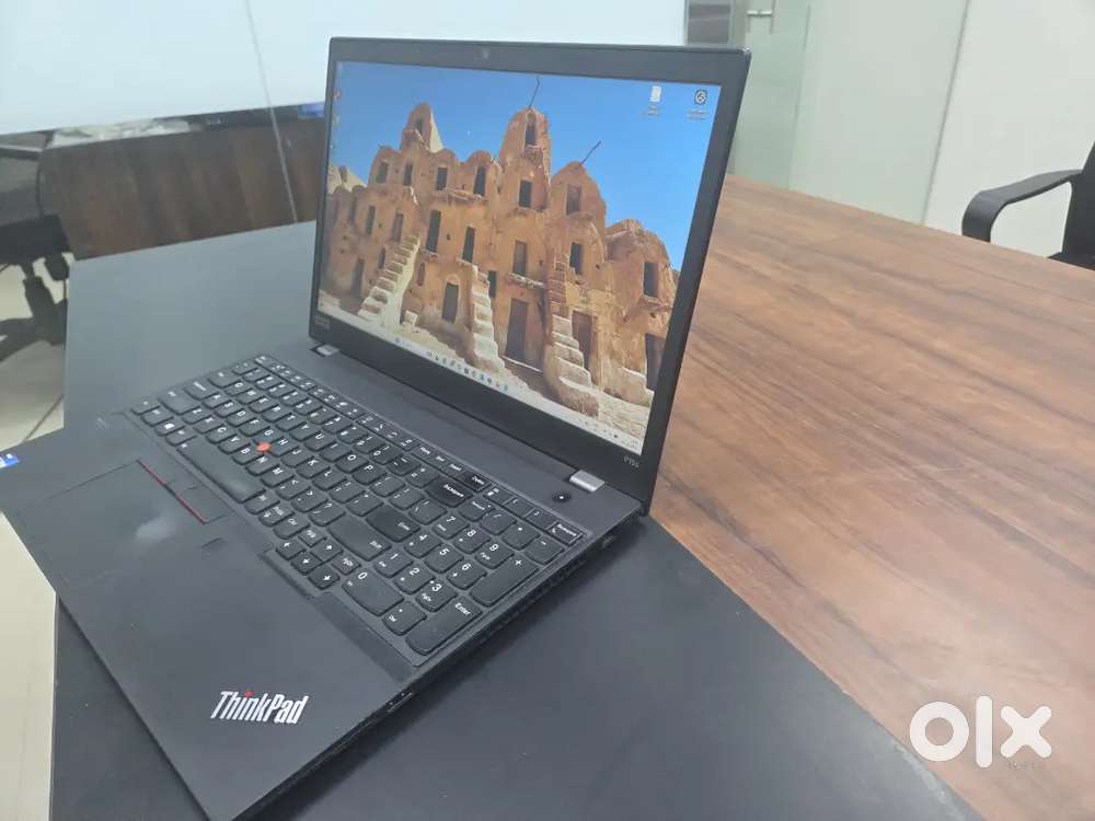 Lenovo Thinkpad P15s, i7, 48GB, 1TB SSD, 4GB Graphics, Full HD