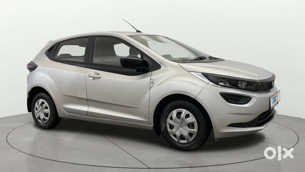 Tata Altroz 1.2 XE, 2020, Petrol