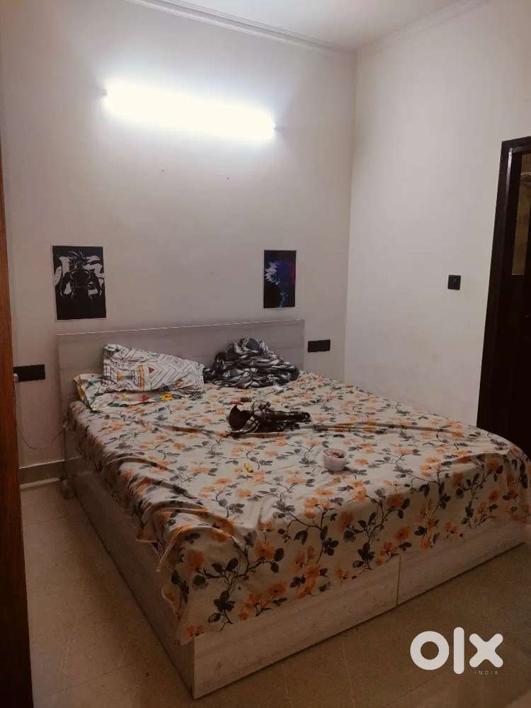 2 bhk owner free flat available for rent