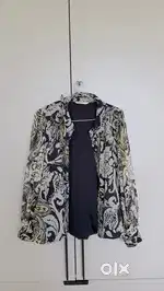 Reduced price ! Black fancy shirt