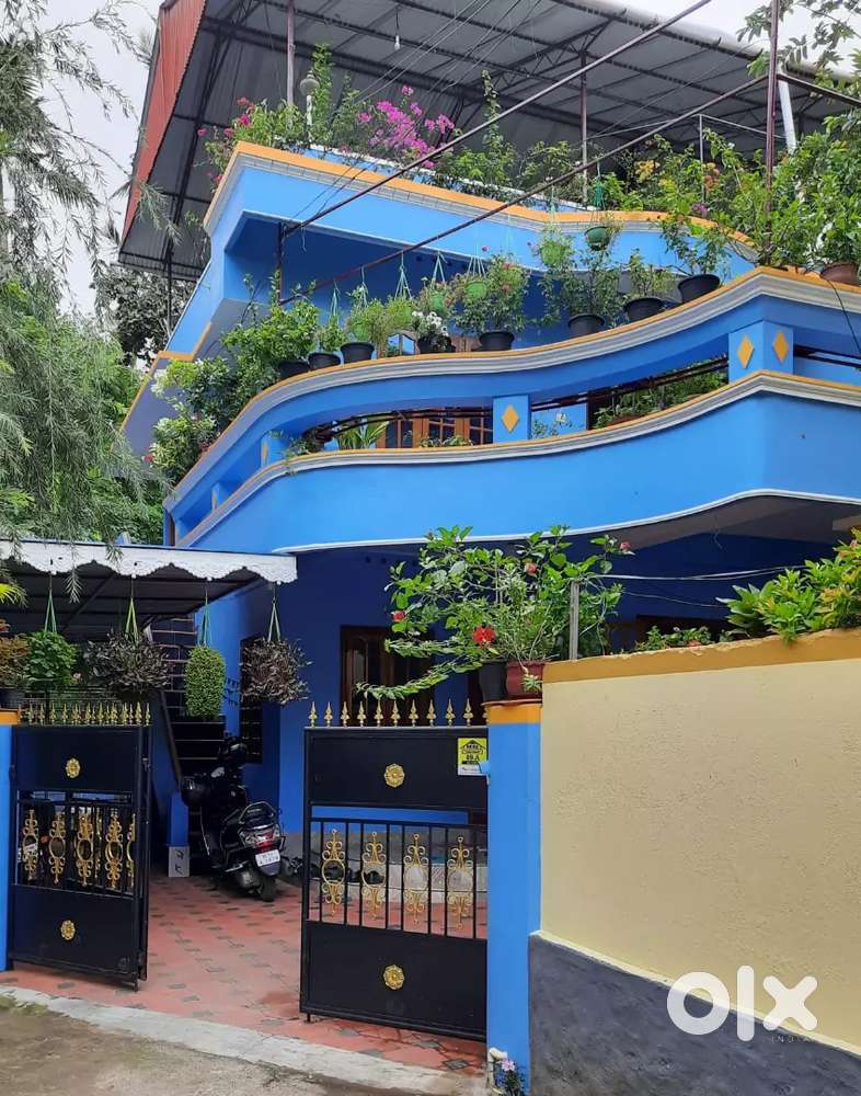 Room/bed space available in 3BHK house near UST Global and Infosys