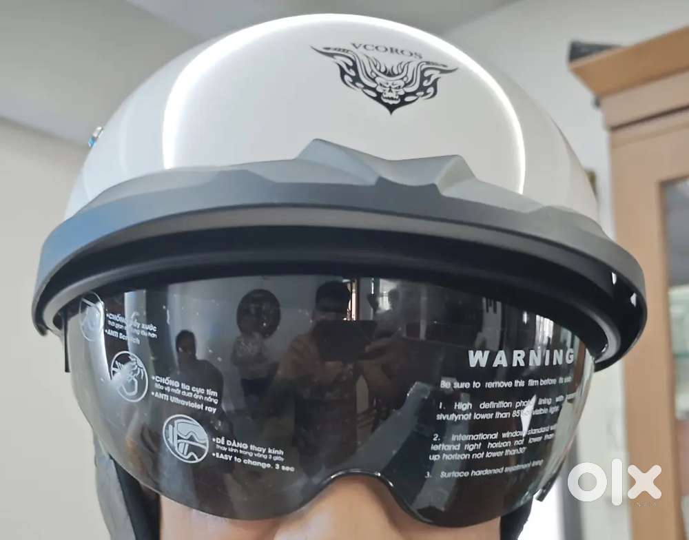Vcoros helmet