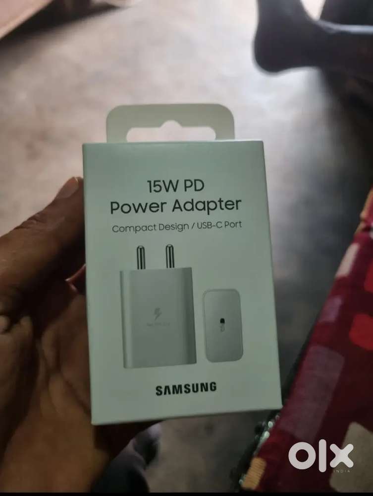 Samsung orginal charger only 2 days old 
Warranty bill available