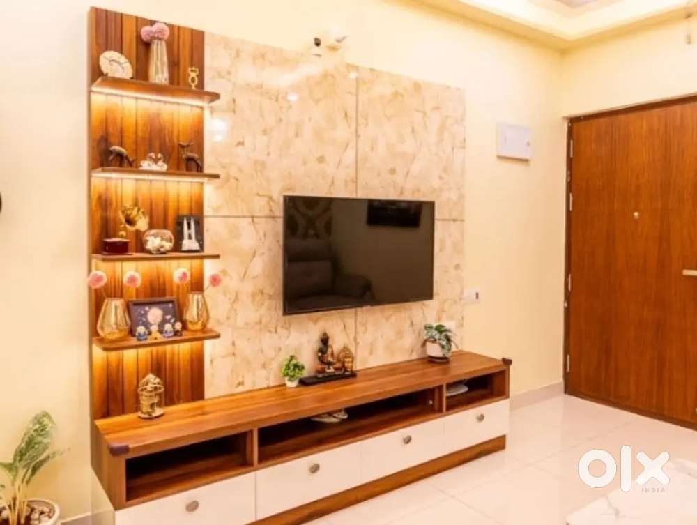 32 inch Samsung TV perfectly working and a 5 speaker sound system