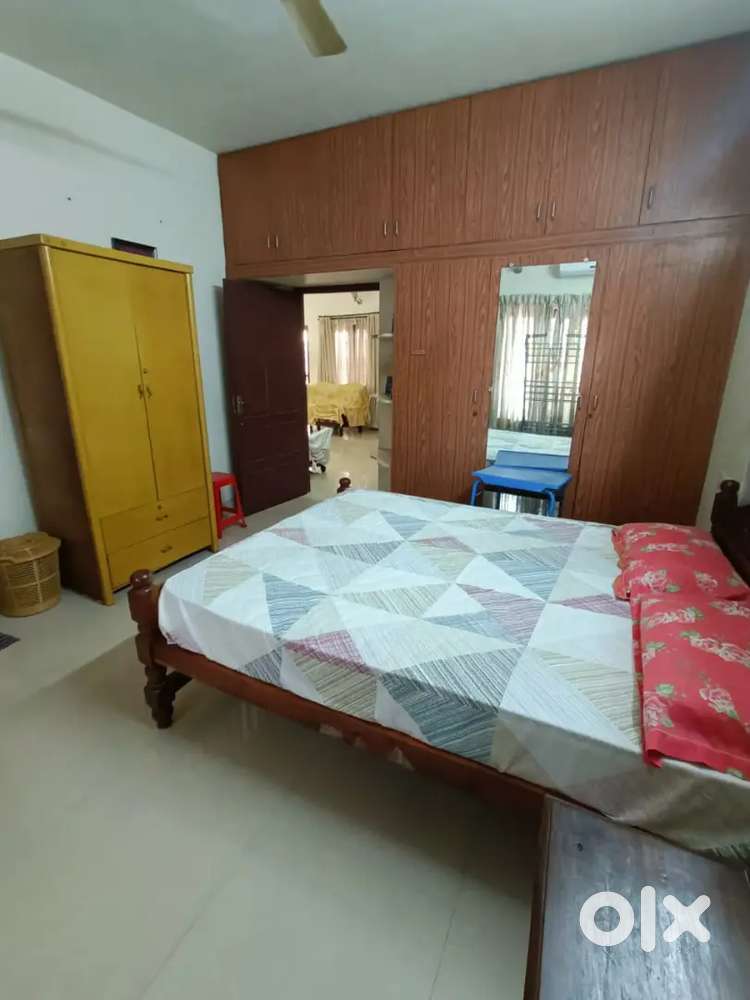 Single room atach bathroom small kitchen varatha 350sqft