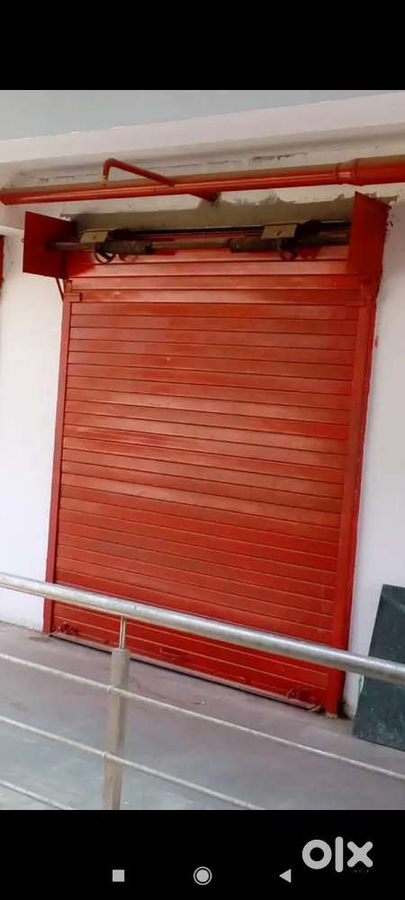 Shop in complex for rent good for office purpose