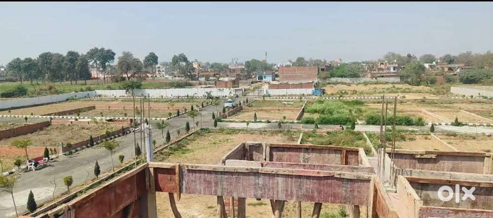 Khurdahi bazar ke pass plot Ghar banva kar rahne yogy Bank loan kesath