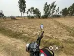 Jagnpur ki zameen4.5bissa hai ring rod se 100mt man heavy se 300mt hai