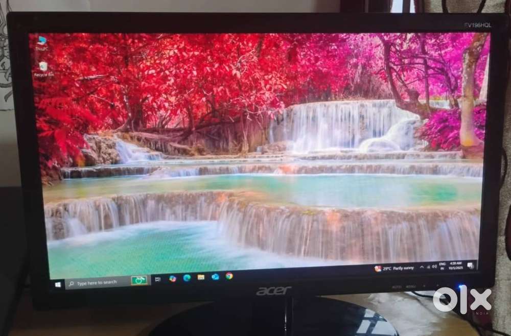 BRANDED ACER DESKTOP SET FOR SELL (2.5 YEARS OLD)