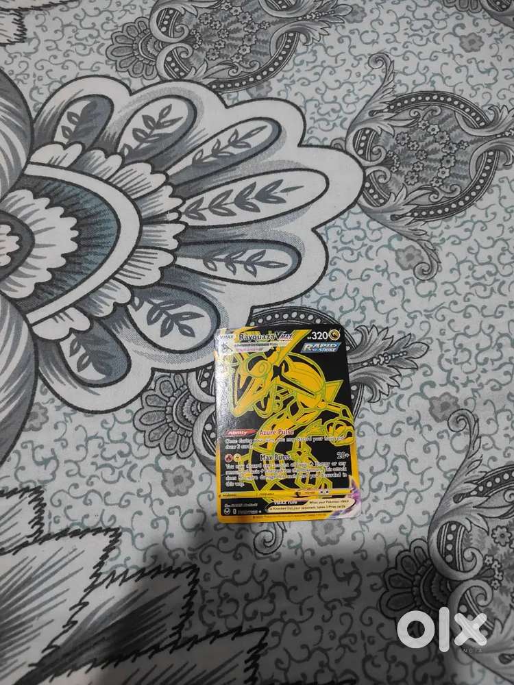 Pokemon card..raqueza gold v  max