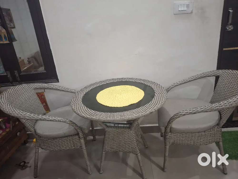 Big luxury  Round Table with Two Big Chairs newly purchased