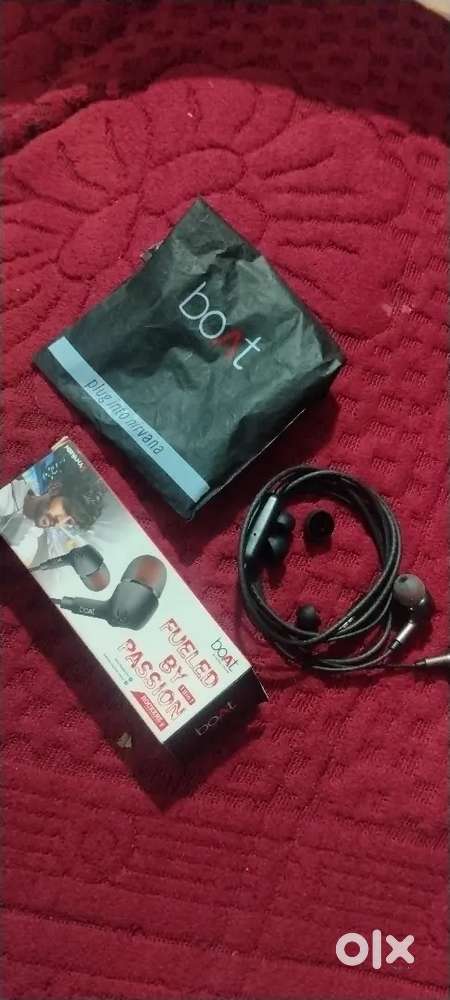 Boat ear phones