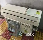 Voltas 1.5 ton inverter split AC working perfect excellent condition,