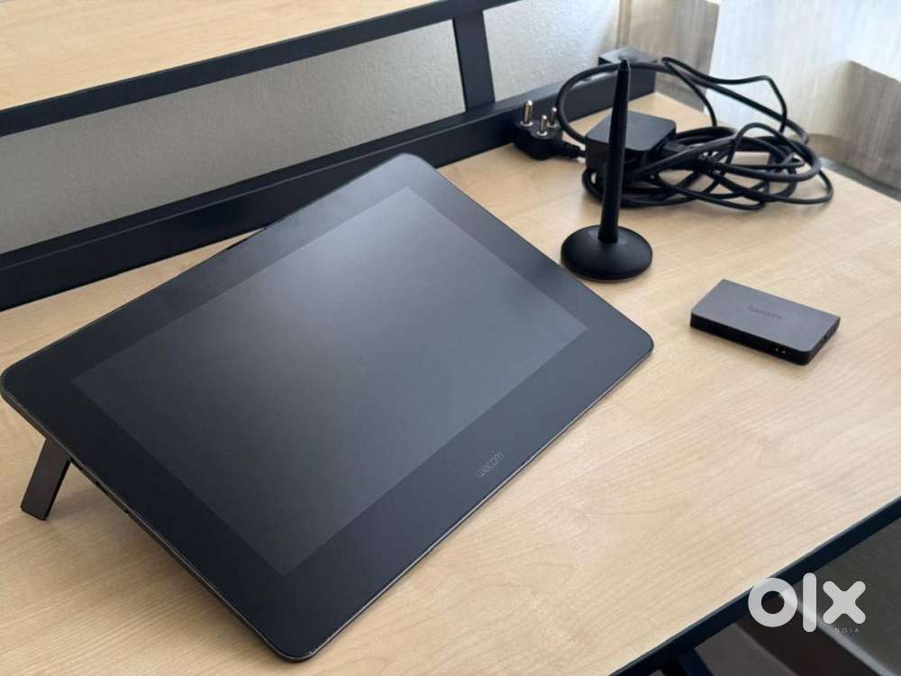 Wacom DTH1320K0 Cintiq Pro 13 Pen Display HD LCD Monitor (USED)