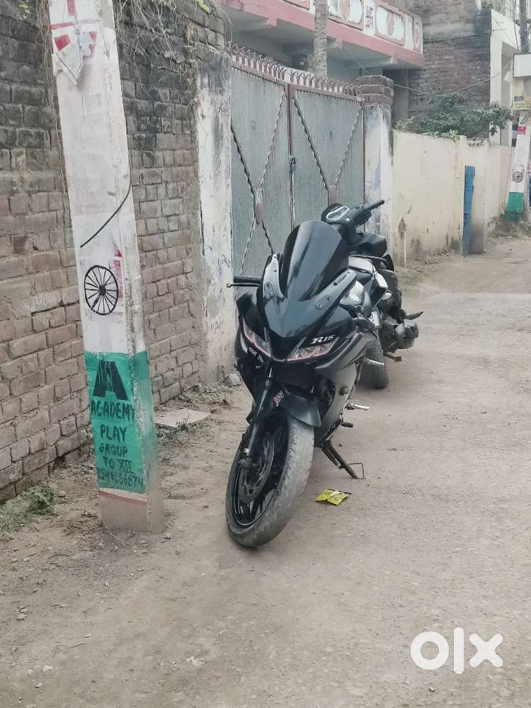 R15 v3 Good condition