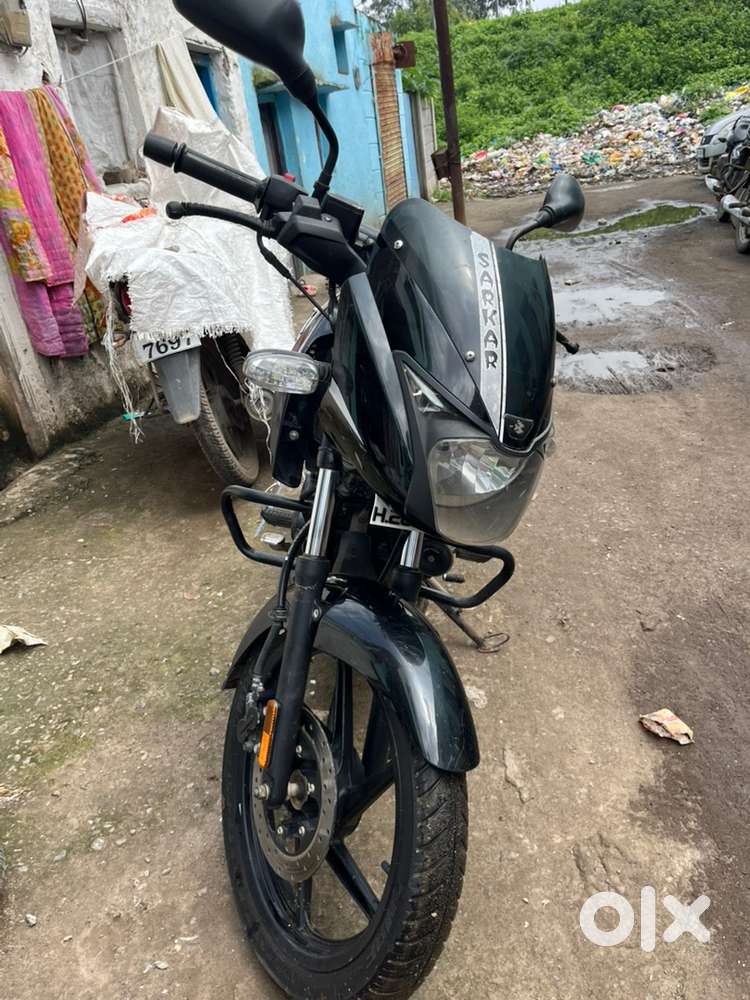 Pulsar 125 Hai condition kadak hai