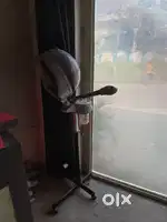 Salon chair