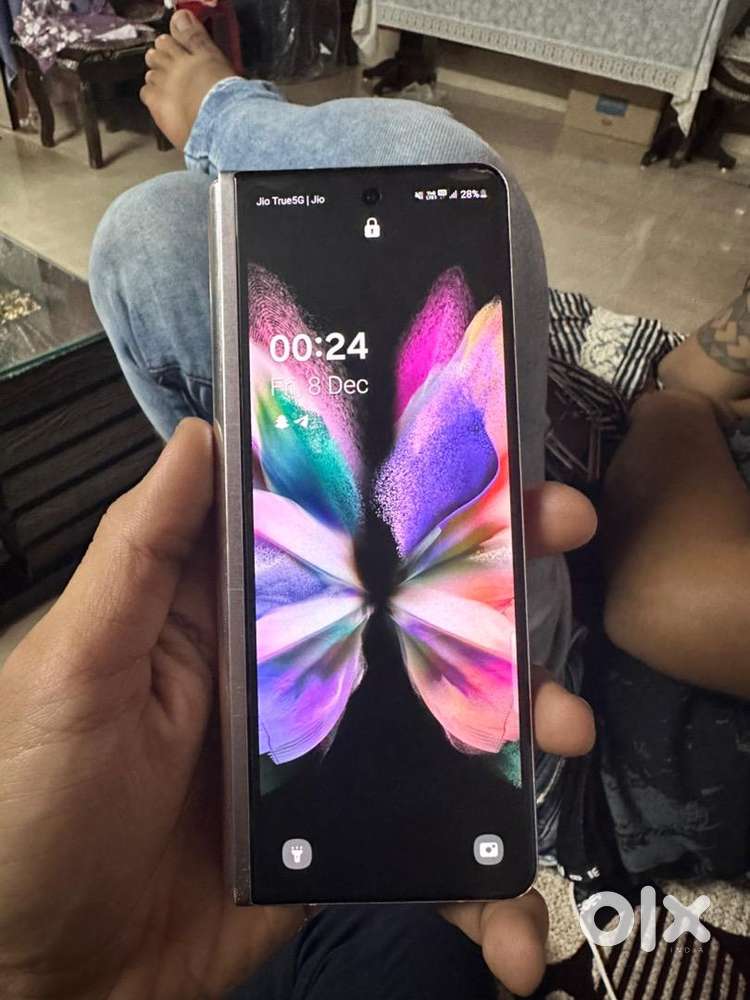 Samsung fold 3 ram 12 storage 256 gb