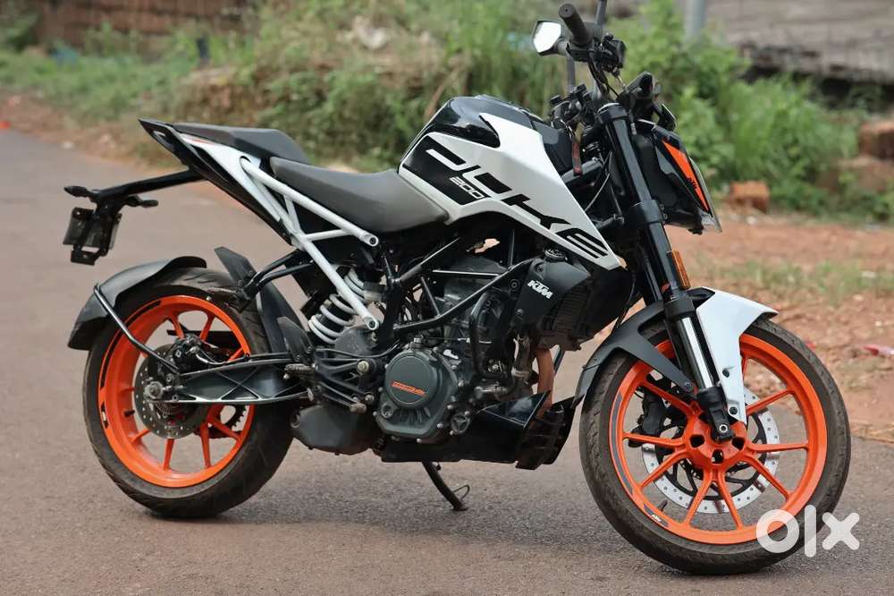 KTM Duke 200