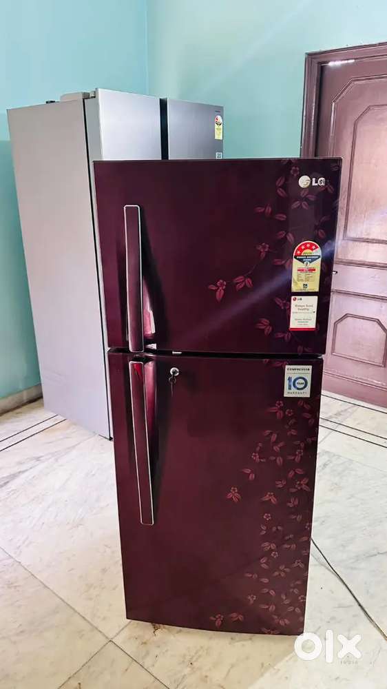 LG Refrigerator - 258L Gross Volume, 237L Storage - Good Condition!