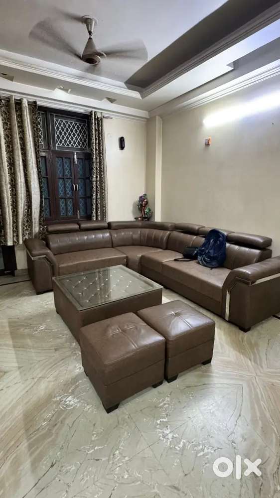 4bhk fully furnished flat available for rent in indirapuram near sec62