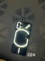 Nothing phone 1.      8gb RAM 256gb storage
