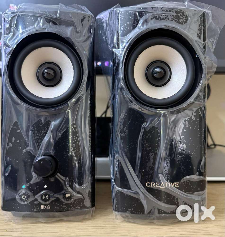 Creative Labs T60 Compact Hi-Fi 2.0 Desktop Speakers